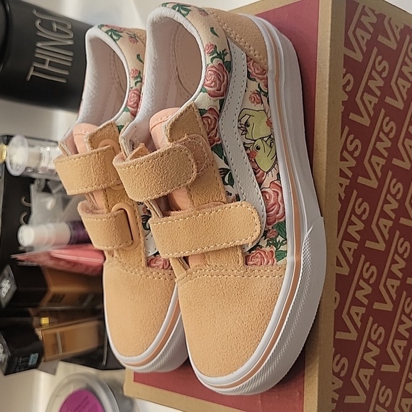 KIDS VANS🔥🔥 - Picture 2 of 6